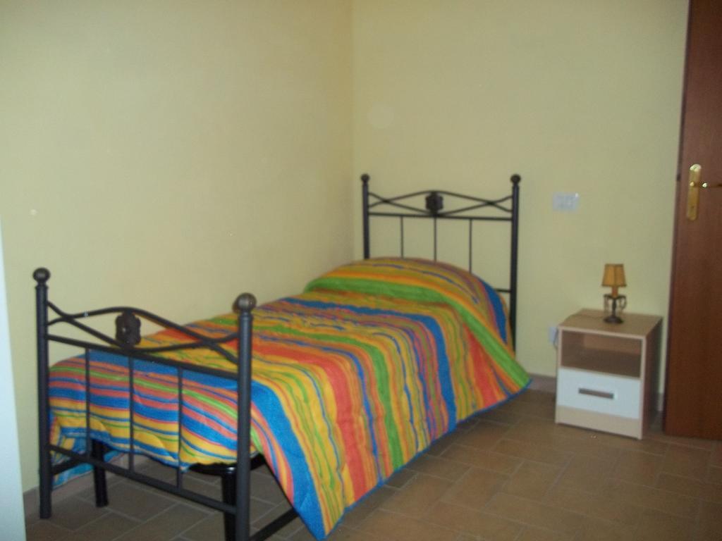 Appartement Caddelovi à Fibbialla Chambre photo